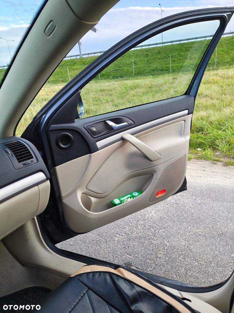 Skoda Octavia 2.0 TDI Elegance - 5