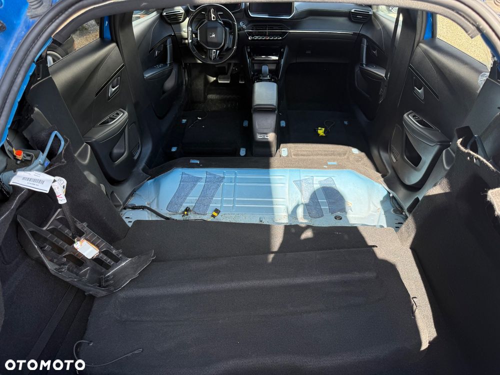 Peugeot 208 - 27