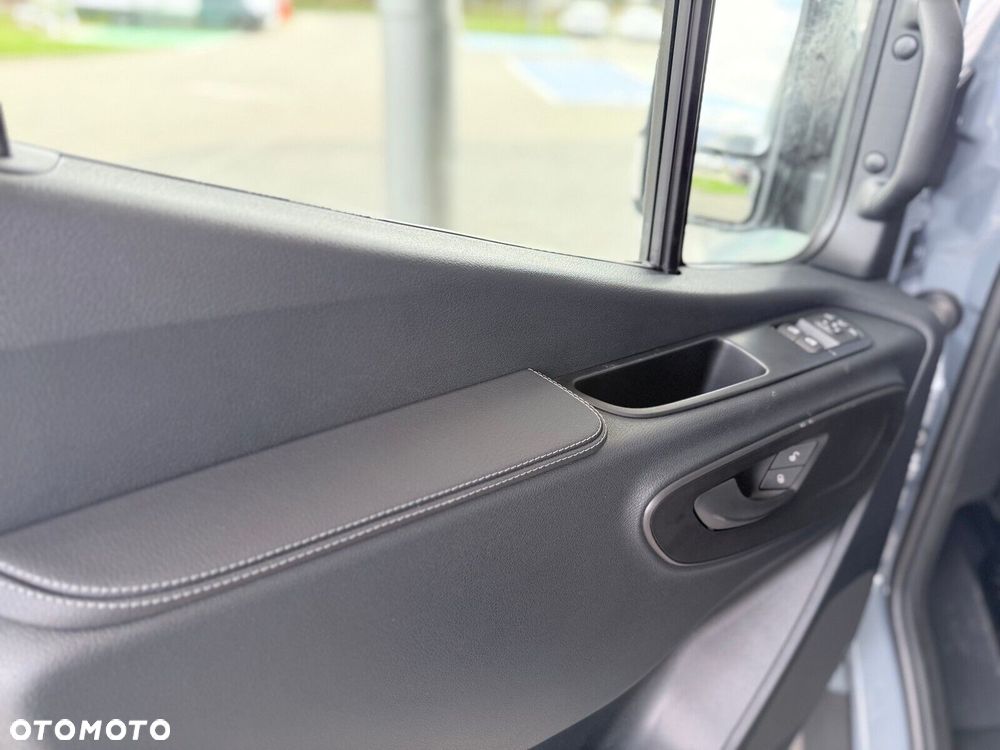 Mercedes-Benz Sprinter Furgon 317 CDI L3H2 - 13