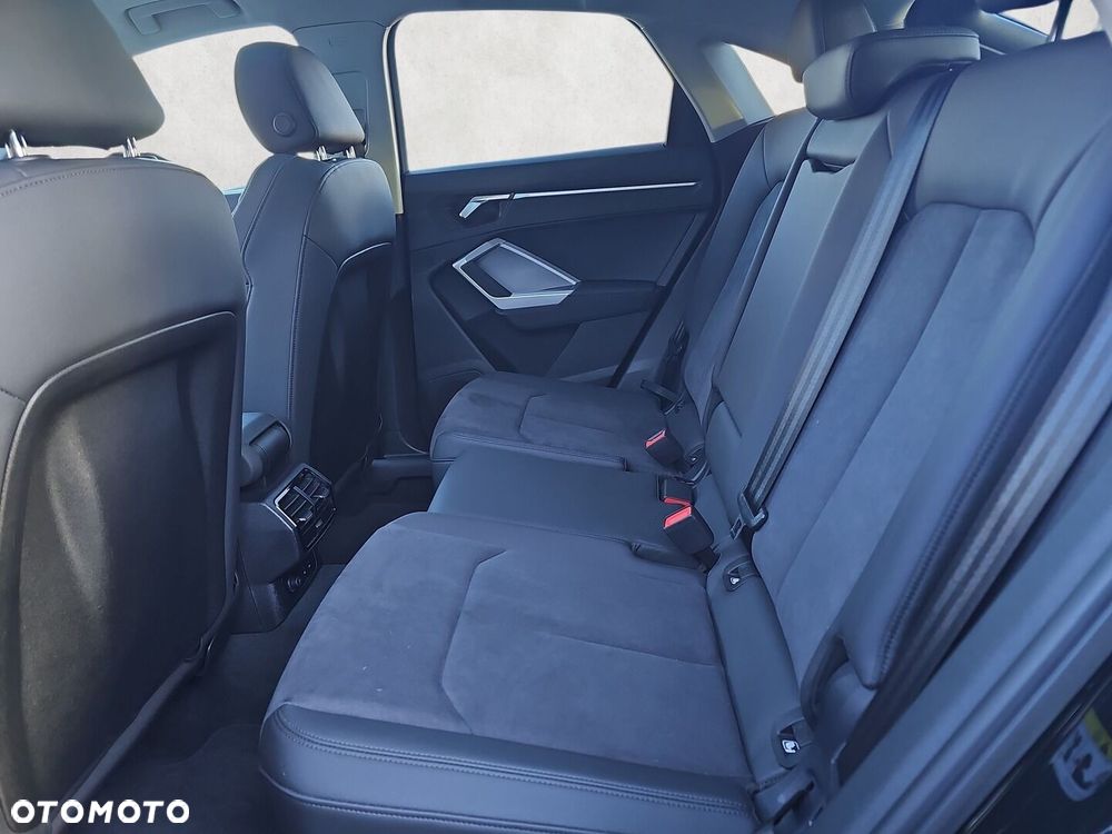 Audi Q3 35 TFSI mHEV S-Line S tronic - 25