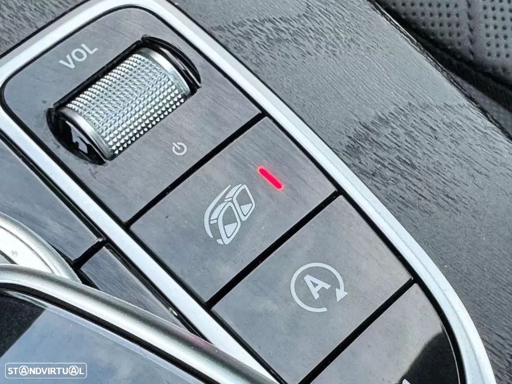 Mercedes-Benz E 53 AMG 4Matic+ - 42