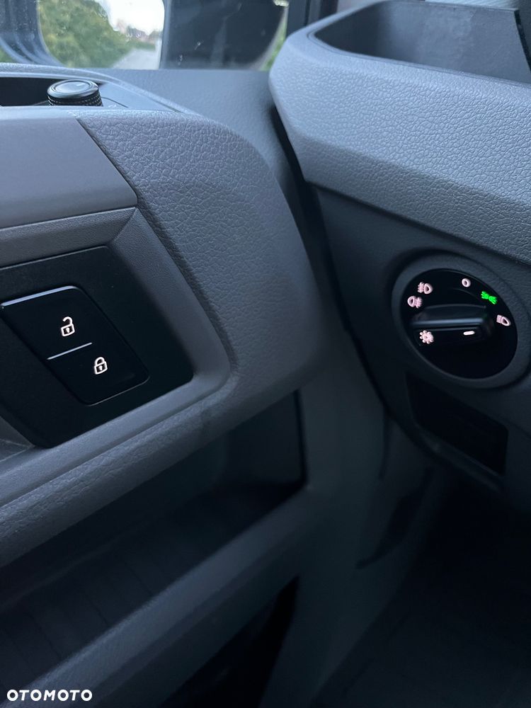 Volkswagen Crafter - 29