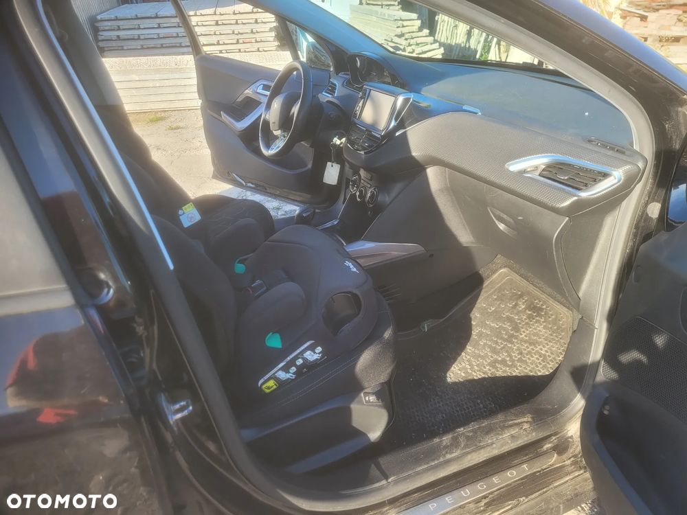Peugeot 2008 PureTech 82 Allure - 30