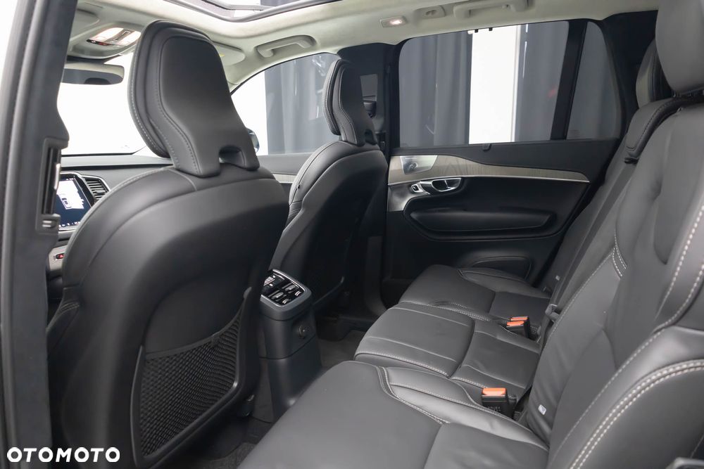 Volvo XC 90 T8 AWD Recharge Ultimate Dark - 31
