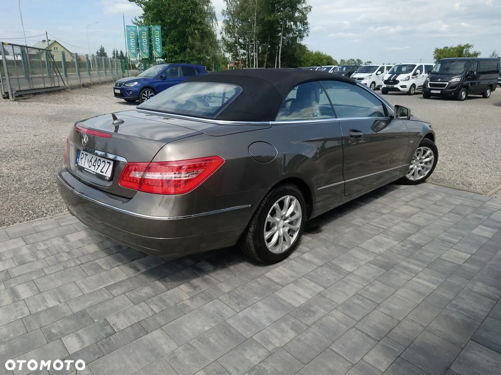 Mercedes-Benz Klasa E 200 CGI BlueEFFICIENCY Automatik Avantgarde - 20