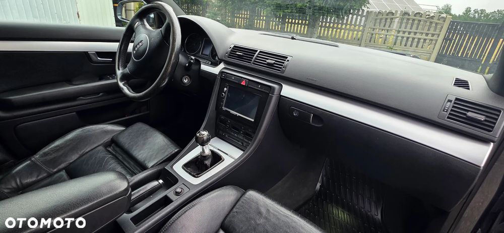 Audi A4 Avant 3 - 15