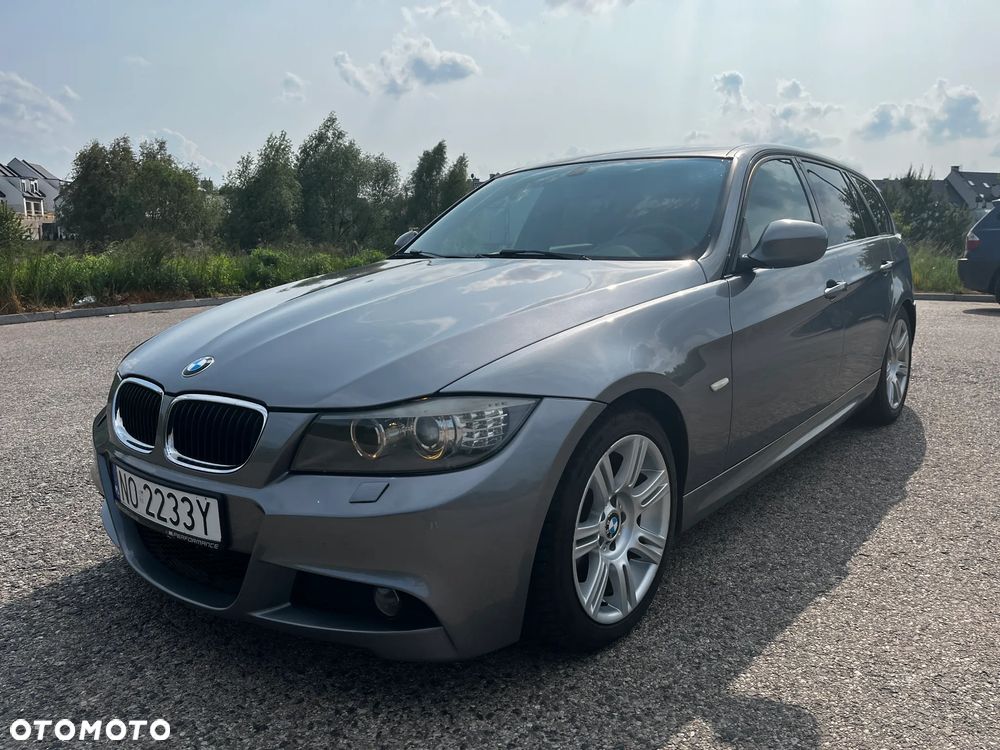 BMW Seria 3 318d Touring Sport Line - 31