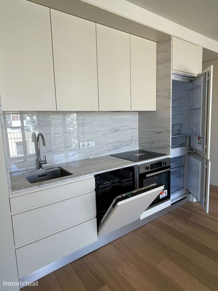APARTAMENTO T1 NOVO A ESTREAR (66m²) NO PORTO – COM VARANDA - Grande imagem: 5/14