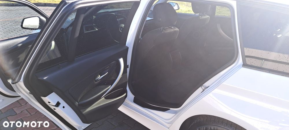 BMW Seria 3 318d - 7