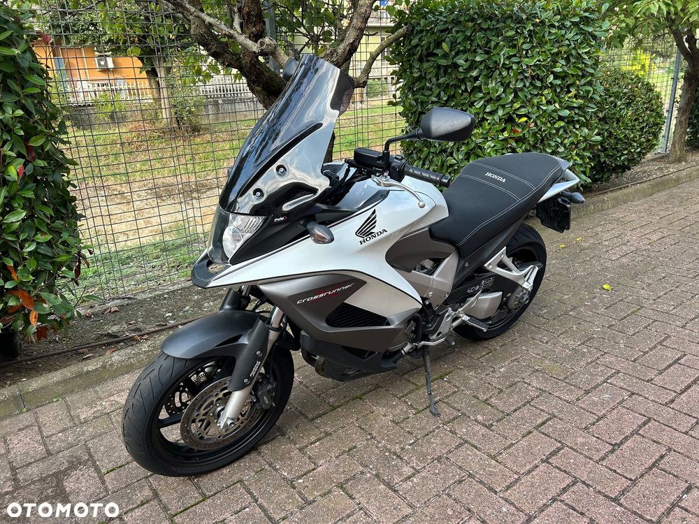 Honda VFR - 2