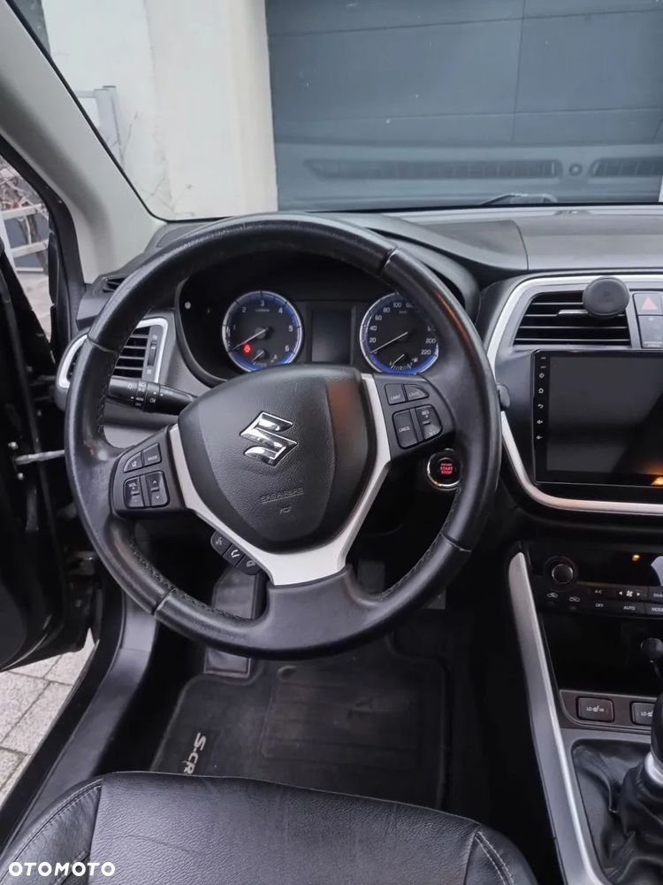 Suzuki SX4 S-Cross 1.6 DDiS Elegance 4WD - 18