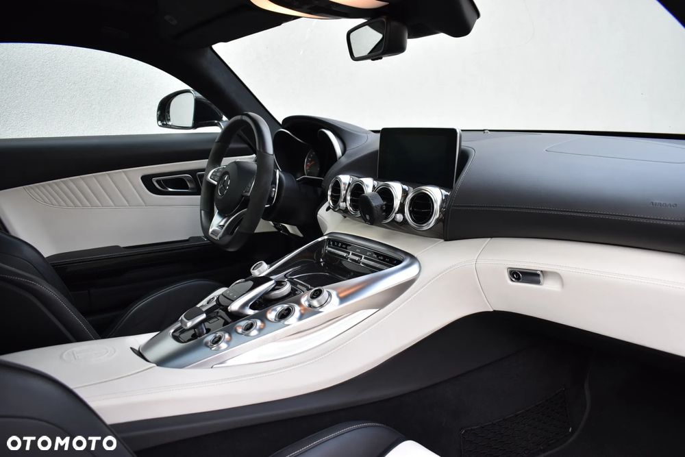 Mercedes-Benz AMG GT S Coupe Speedshift 7G-DCT - 17