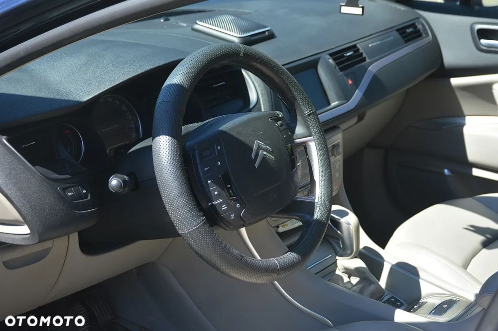 Citroën C5 HDi 165 FAP Exclusive - 6