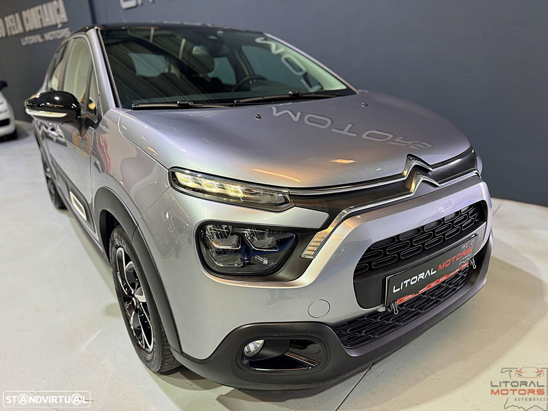 Citroën C3 1.2 PureTech Shine EAT6 - 3