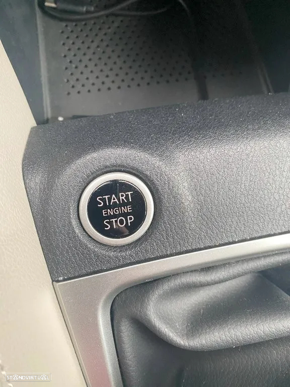 Nissan Micra 1.0 IG-T Tekna - 30