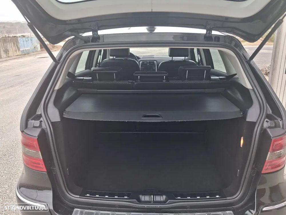 Mercedes-Benz B 180 CDi - 9