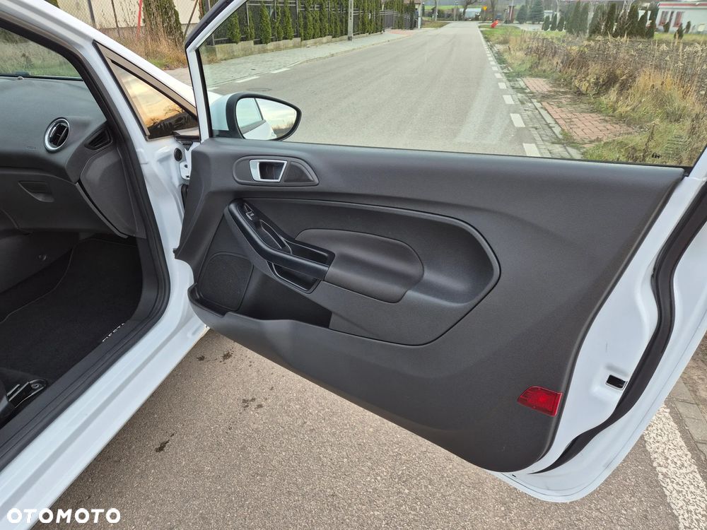 Ford Fiesta 1.25 Trend - 10