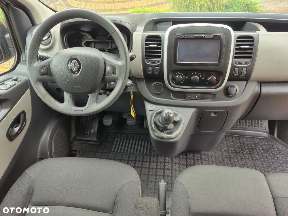 Renault Trafic - 31