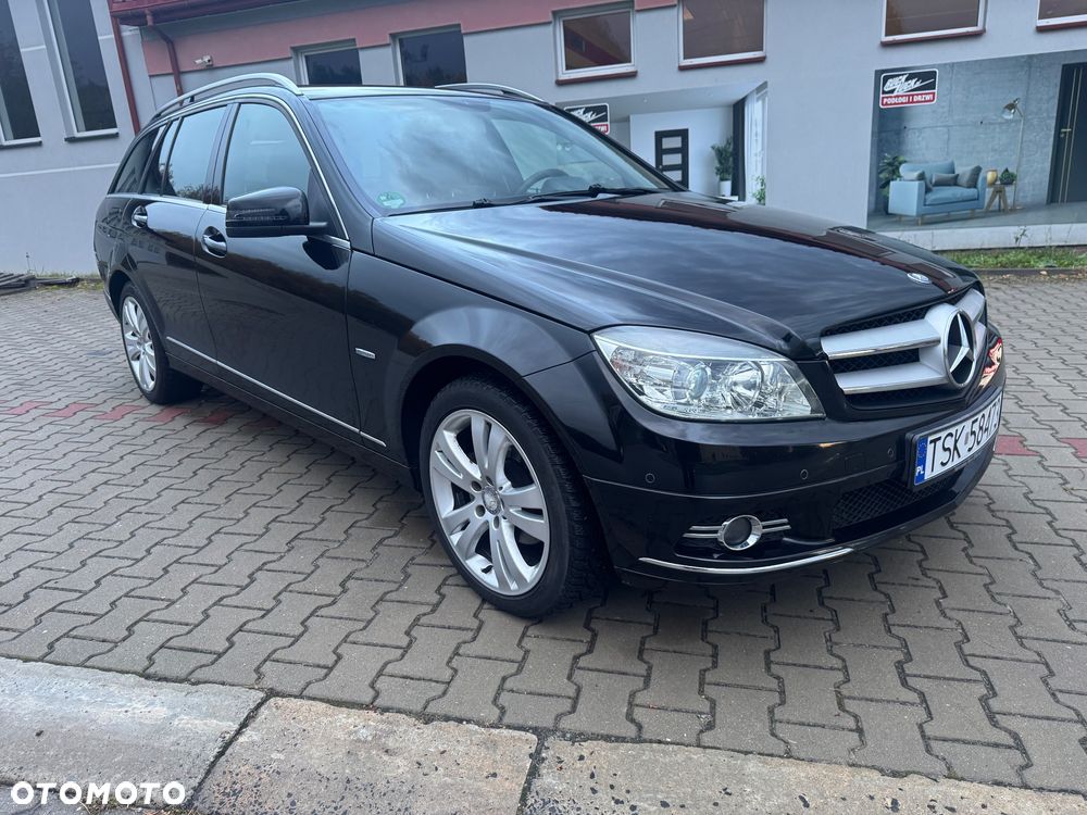 Mercedes-Benz Klasa C 180 T CGI BlueEFFICIENCY Avantgarde - 8