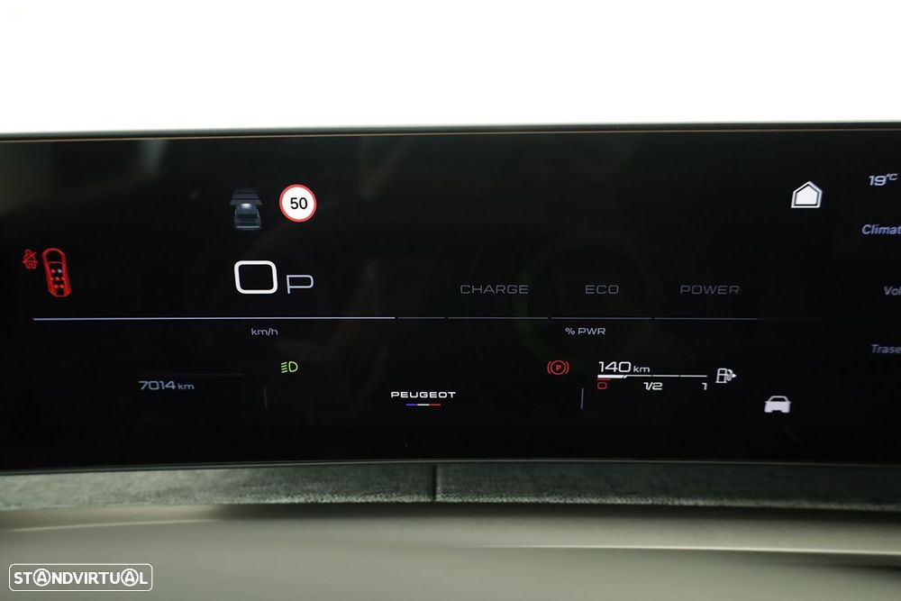 Peugeot 5008 1.2 Hybrid Allure e-DCS6 - 16
