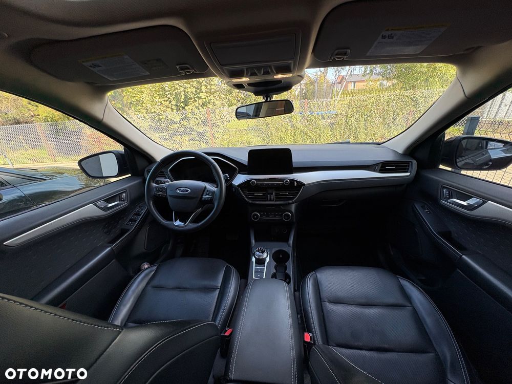 Ford Escape 2.0 EcoBoost AWD Titanium - 5