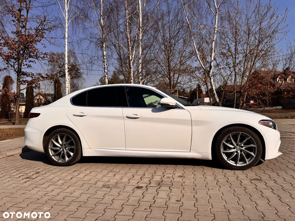Alfa Romeo Giulia - 3