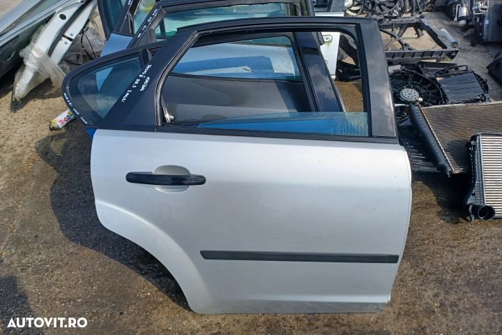 USA SPATE DREAPTA Ford Focus 2  [din 2004 pana  2008] seria - 1