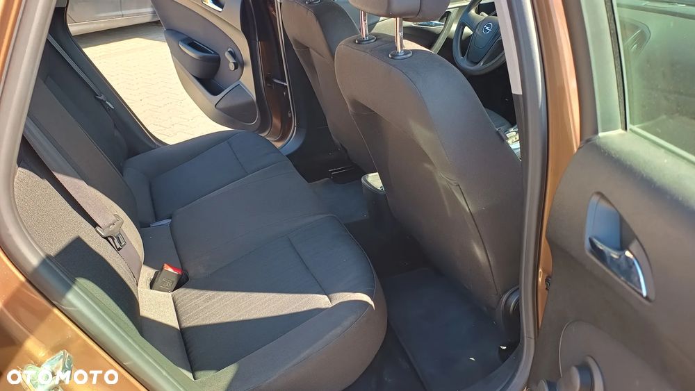 Opel Astra 1.4 T Enjoy EU6 - 8
