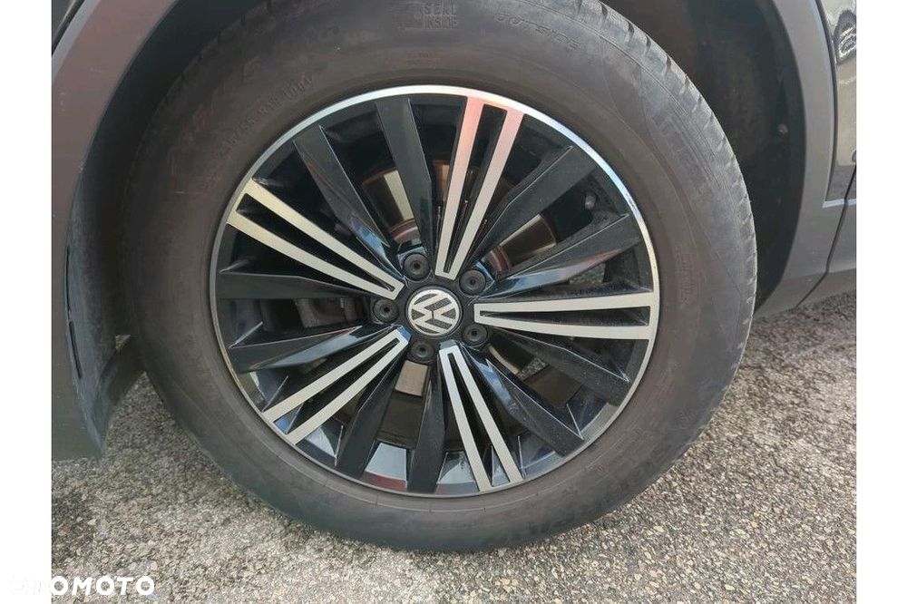 Volkswagen Tiguan 2.0 TDI SCR Elegance DSG - 14