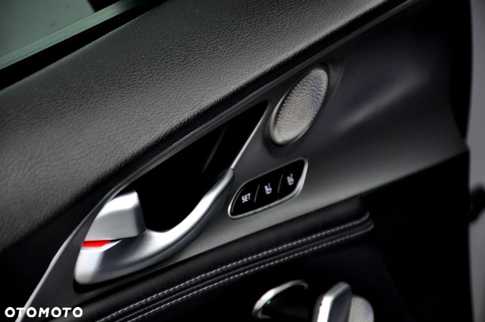 Kia Stinger - 20