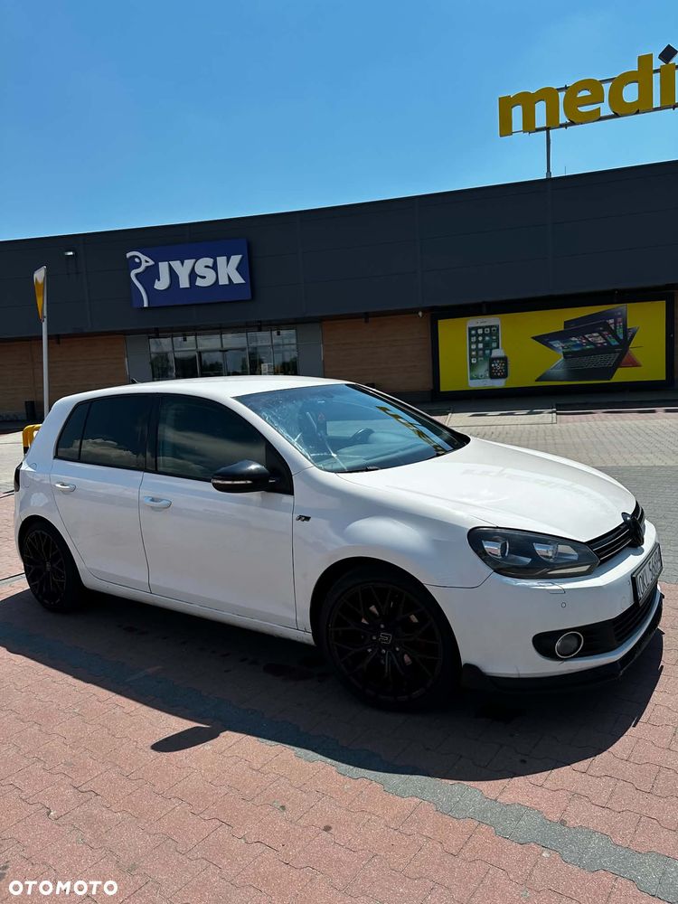 Volkswagen Golf 2.0 TDI Highline - 4