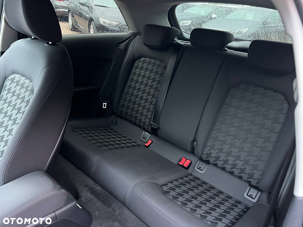 Audi A3 3-drzwiowe - 6