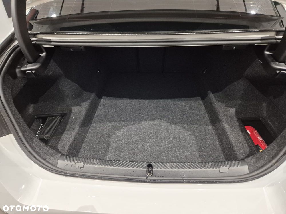 BMW Seria 5 520d xDrive mHEV M Sport - 7