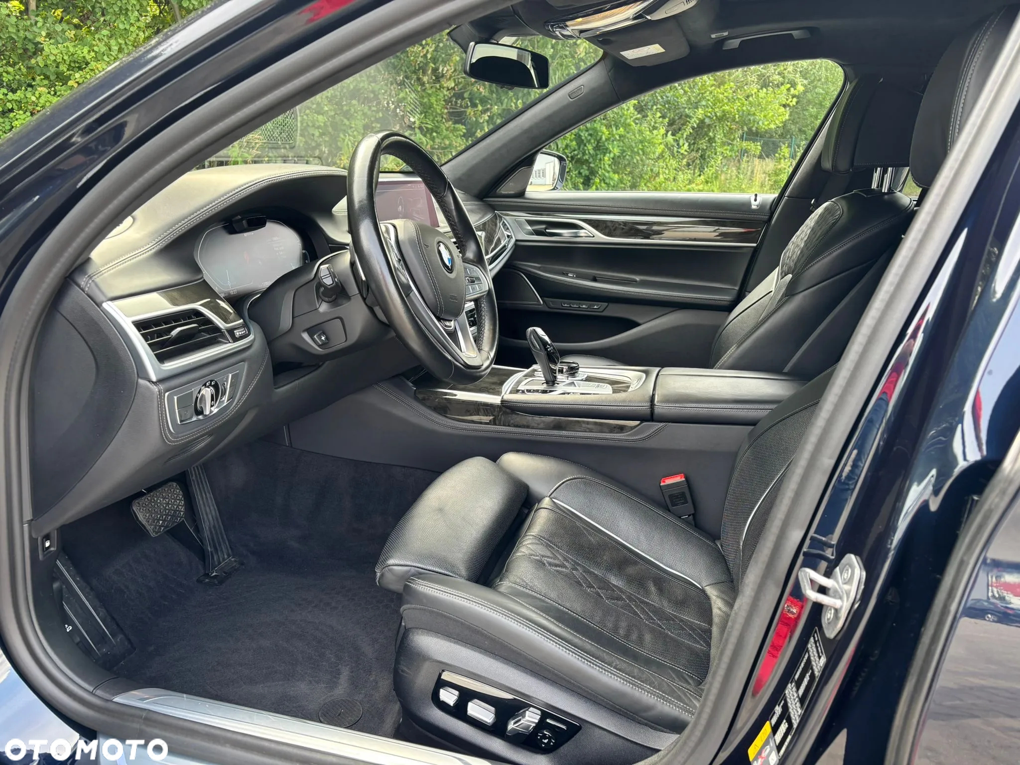 BMW Seria 7 - 17