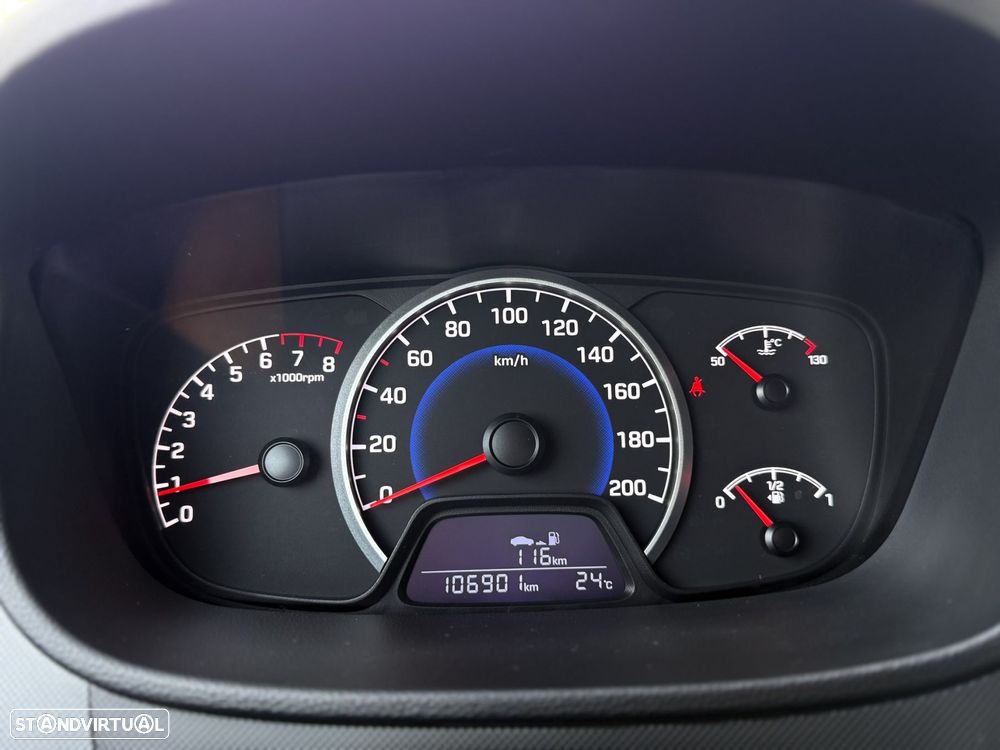 Hyundai i10 - 25
