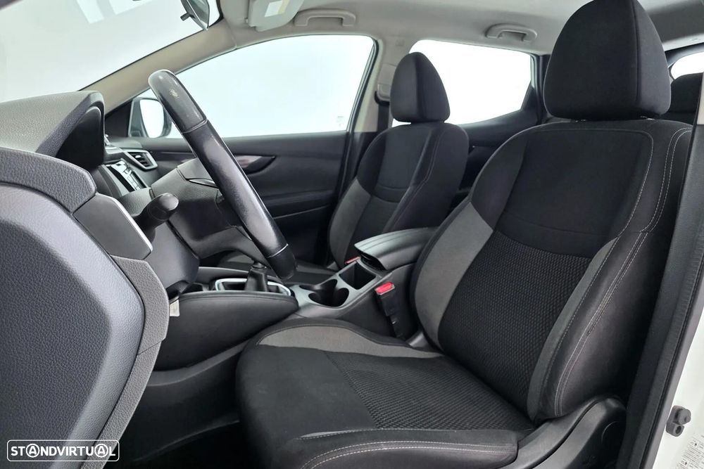 Nissan Qashqai 1.7 dCi N-Connecta - 8