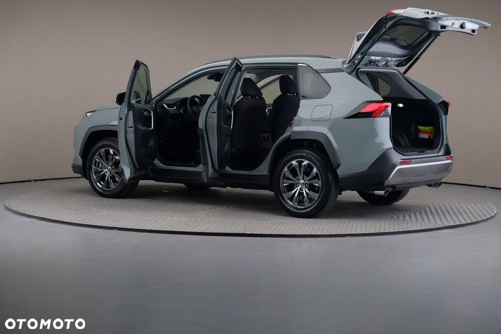Toyota RAV4 - 7