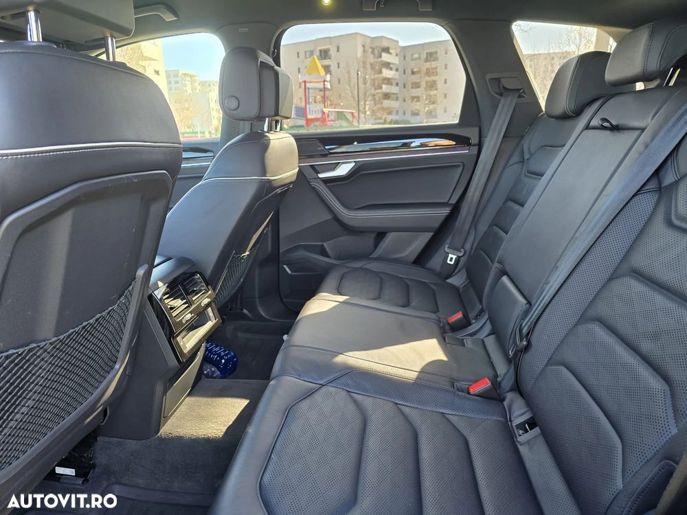 Volkswagen Touareg V6 TDI Elegance - 7