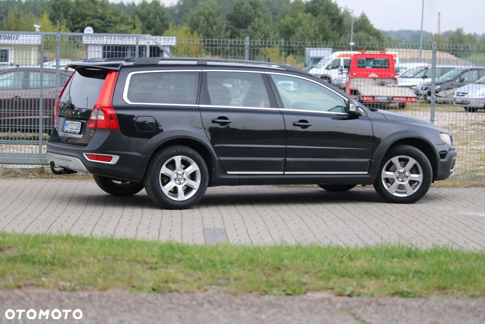 Volvo XC 70 D5 AWD Summum - 12
