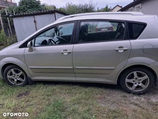 Toyota Corolla Verso 2.2 D-4D Prestige 7os - 1
