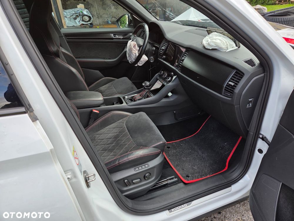 Skoda Kodiaq 2.0 Bi-TDI 4x4 DSG RS - 10