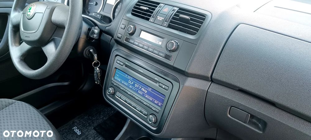 Skoda Fabia 1.2 HTP Syle Edition - 9