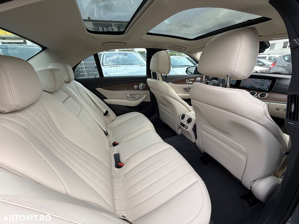 Mercedes-Benz E 220 d 4Matic 9G-TRONIC Avantgarde - 19