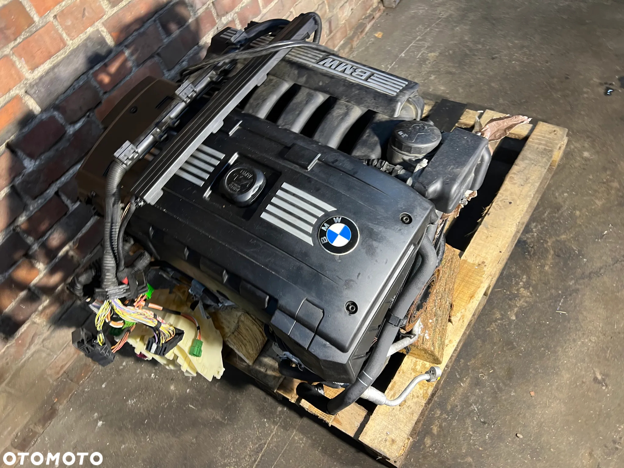 BMW E60 E90 E91 E92 E93 F10 F11  SILNIK N53B30A 195tys km    KOMPLETNY Z WTRYSKAMI INDEKS 09 - 4