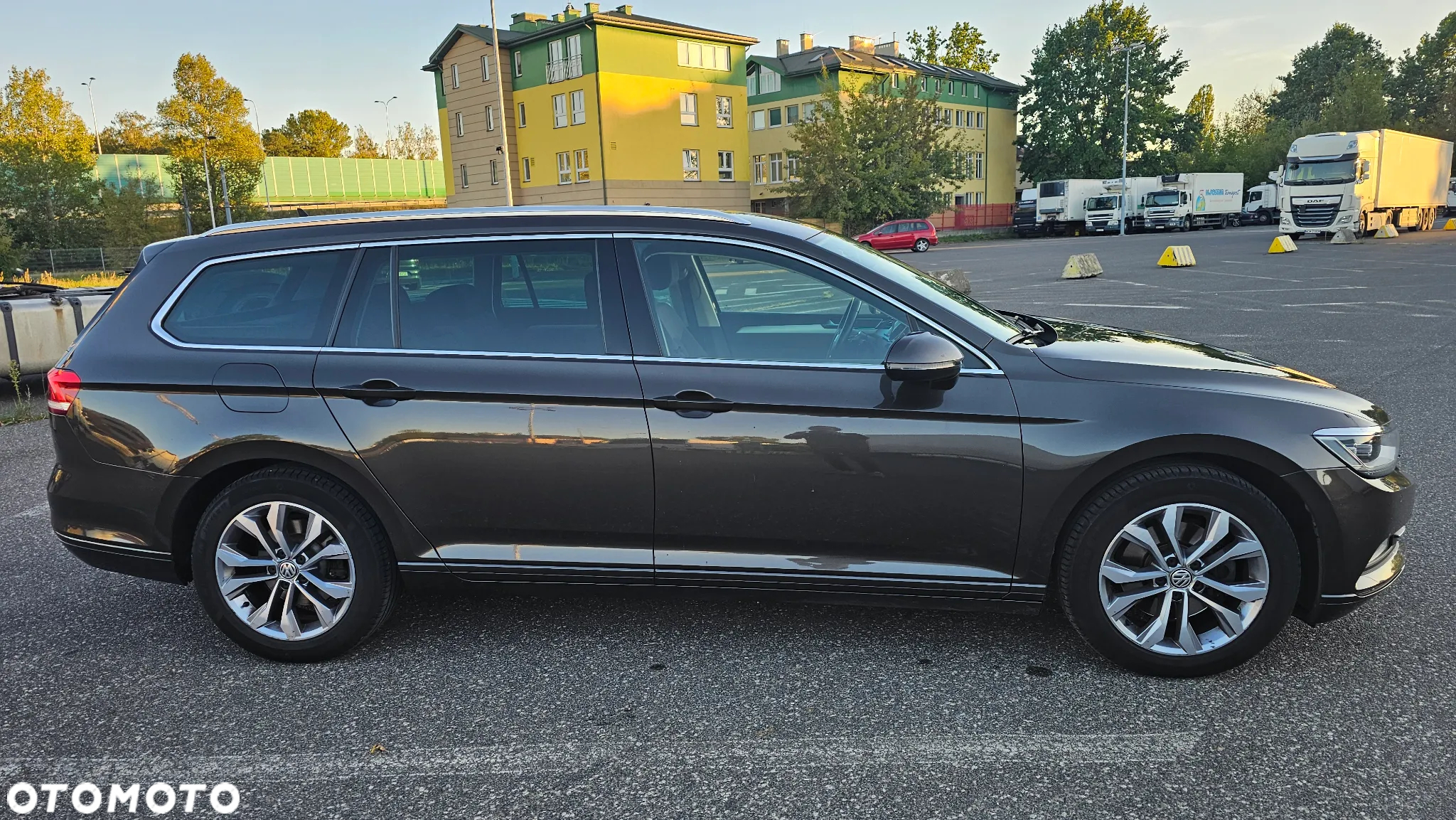 Volkswagen Passat 2.0 TDI BMT Comfortline DSG - 5