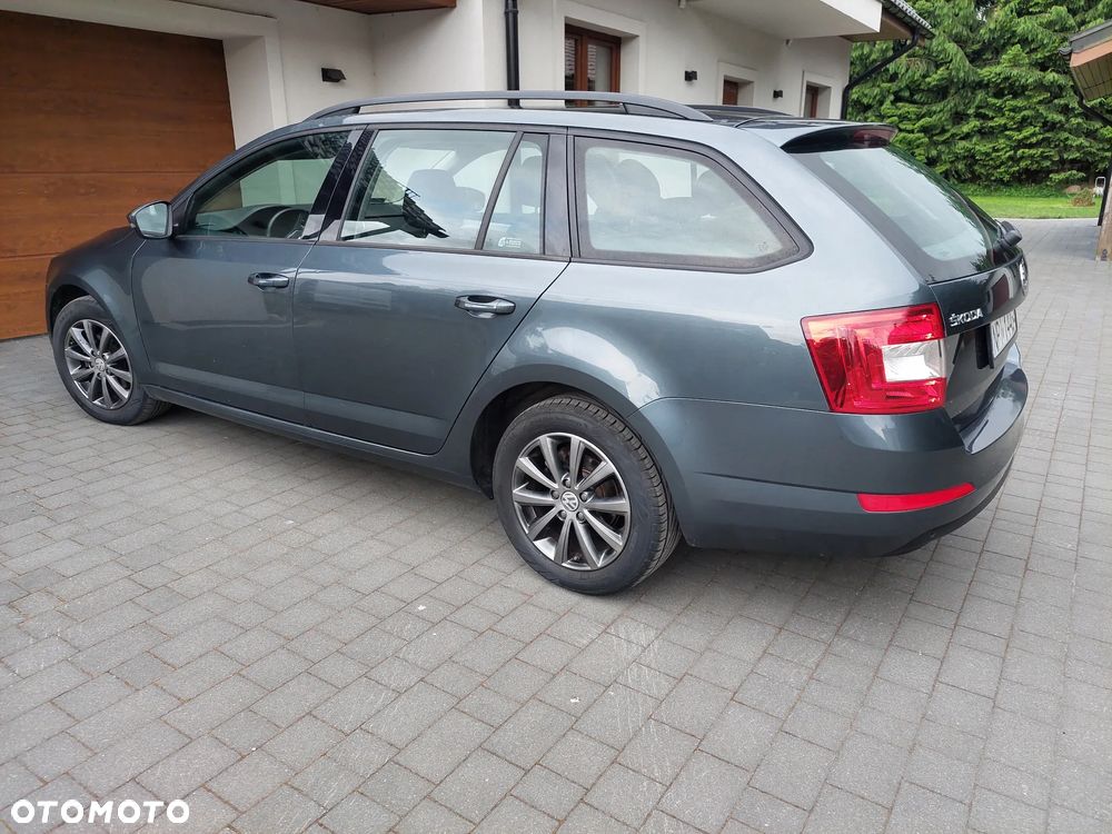 Skoda Octavia 2.0 TDI Ambition DSG - 29