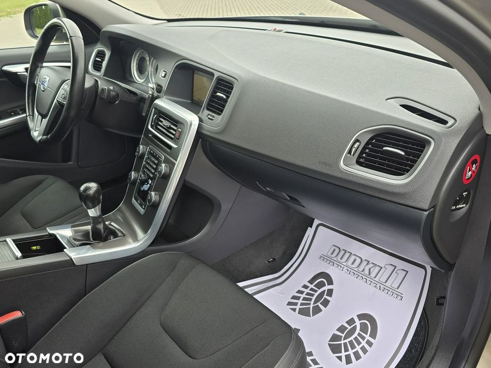 Volvo S60 - 24