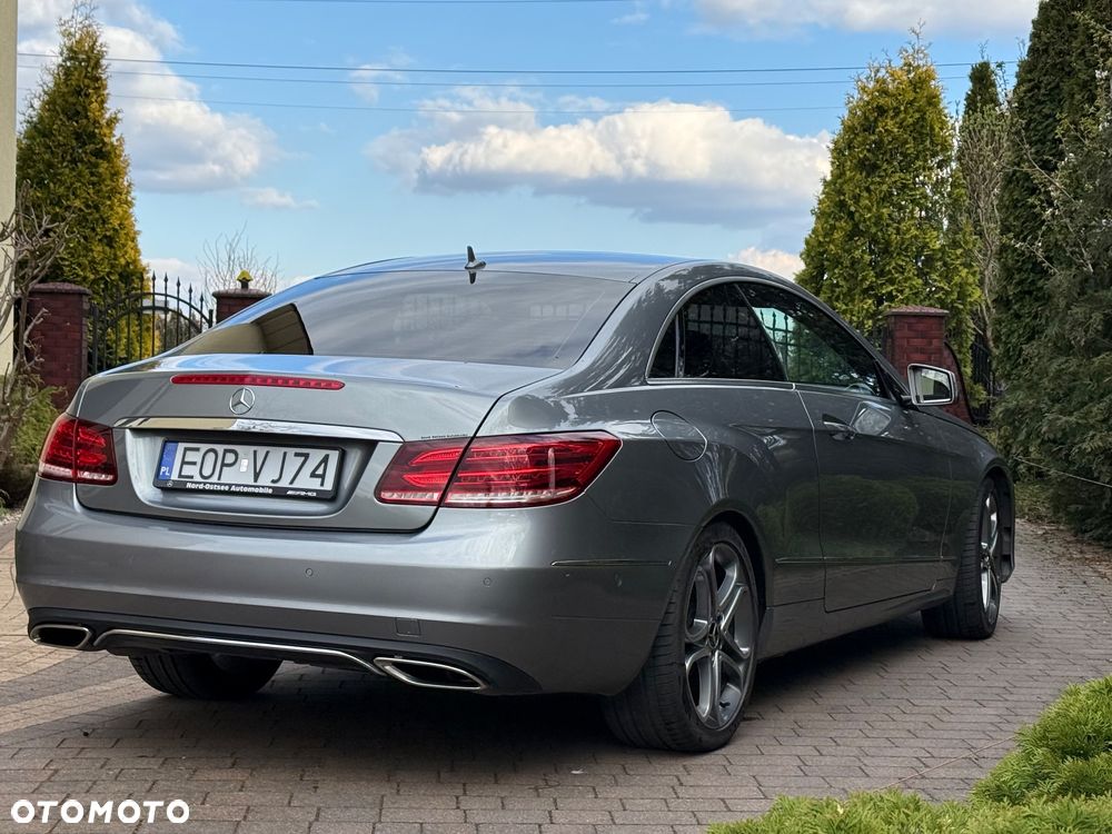 Mercedes-Benz Klasa E 220 CDI DPF BlueEFFICIENCY 7G-TRONIC Elegance - 9
