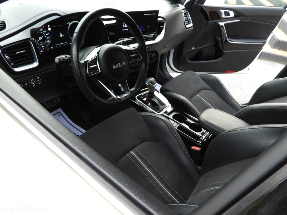 Kia ProCeed 1.5 T-GDI DCT7 OPF GT LINE - 35