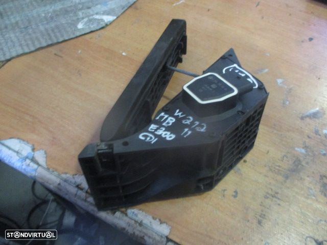 Pedal A2043000004 MERCEDES W212 2011 E300CDI MERCEDES W204 CLASSE C 2008 220CDI 170CV 4P CINZA - 2